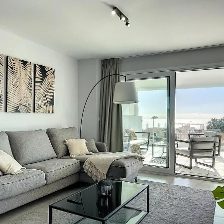 Via Celere 2328 Luxury Sea View Apartment